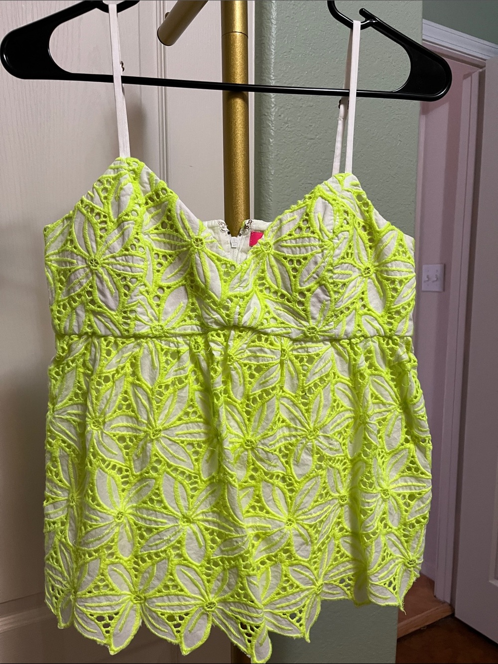 Lilly Pulitzer Neon Yellow and White Spaghetti Strap Lace Top Sz 2 NEW